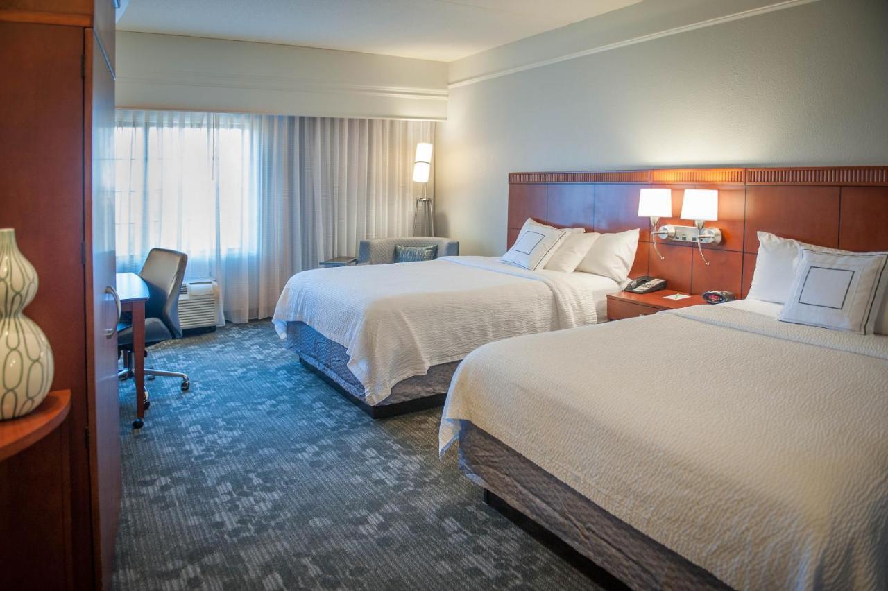 Hotel Courtyard By Marriott Downtown Pensacola