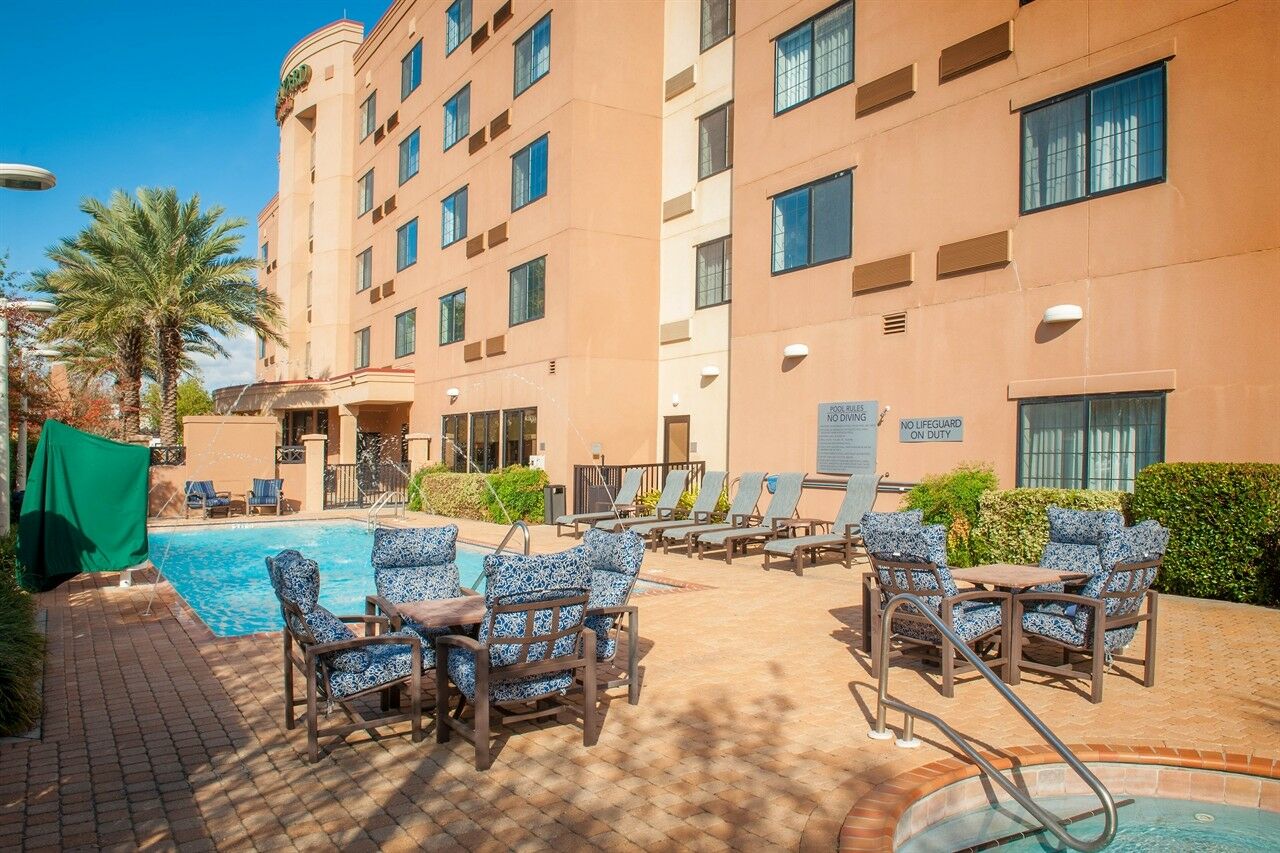 Hotel Courtyard By Marriott Downtown