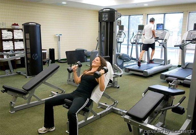 Courtyard By Marriott Downtown 3*