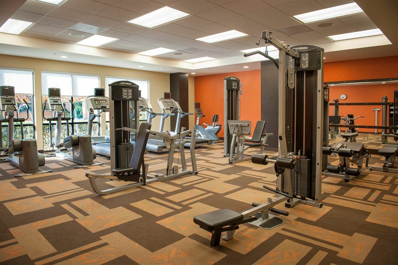 Courtyard By Marriott Downtown